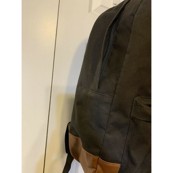 The HERSCHEL SUPPLY CO 22L BLACK AND Brown‎ Backpack - Picture 4 of 9